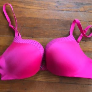 Victoria's Secret very sexy adds 1.5 cups